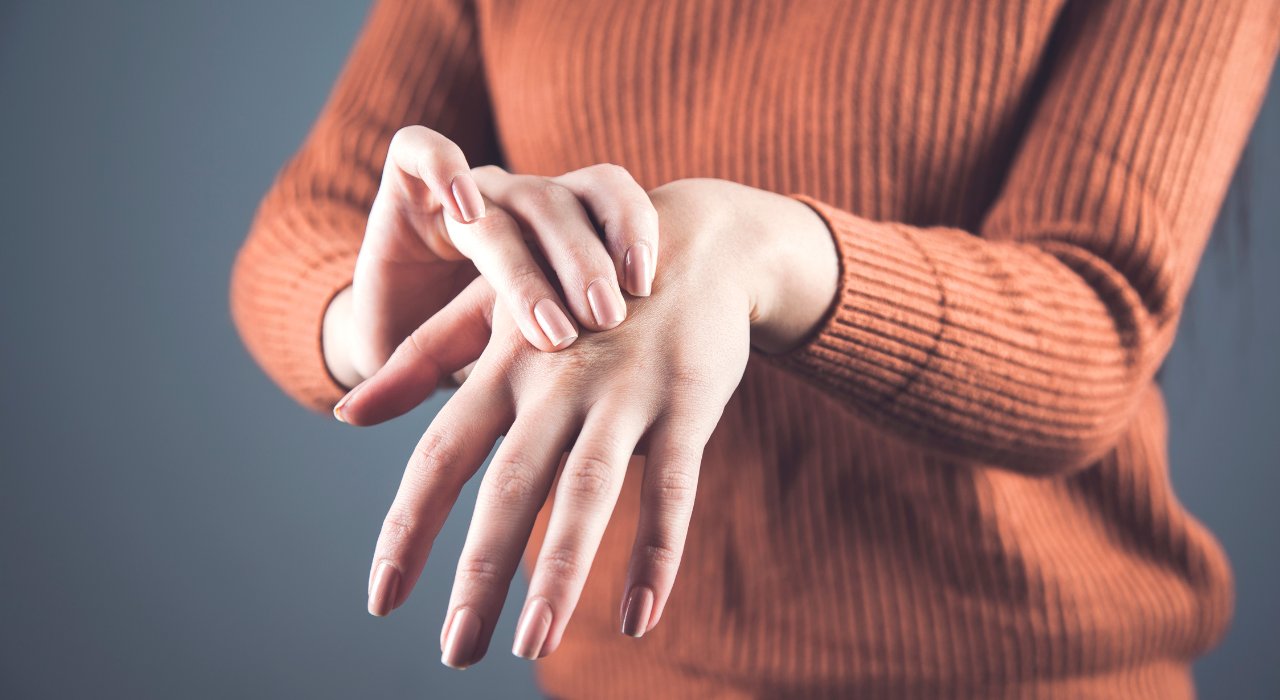 Dolore alle mani per colpa dell'artrosi? . Se hai altri problemi, famm